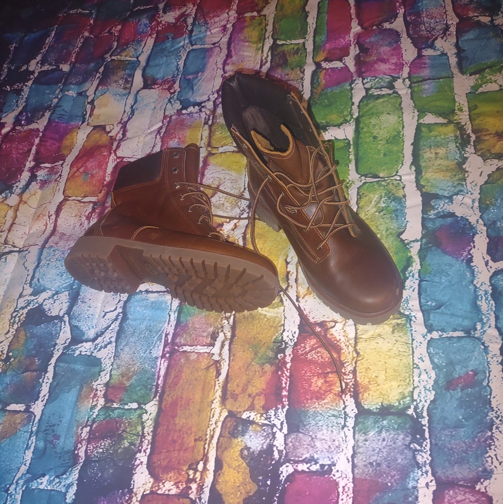 Boots - Picture 2 of 2